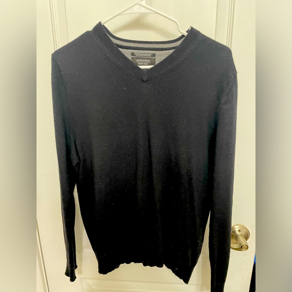Nordstrom V neck